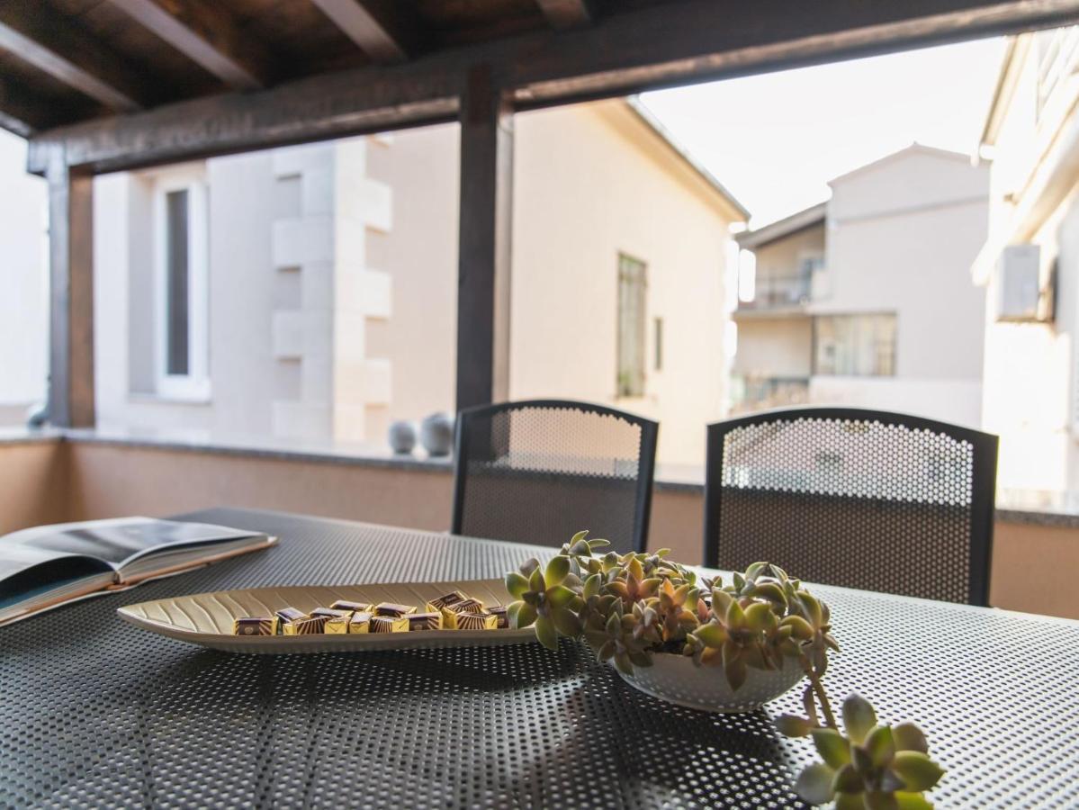 Apartment Fiora Kaštela Exterior foto